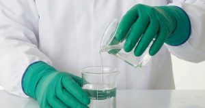 Luvas Nitrílicas sem Pó SHIELD Scientific para Laboratórios e Salas Limpas
